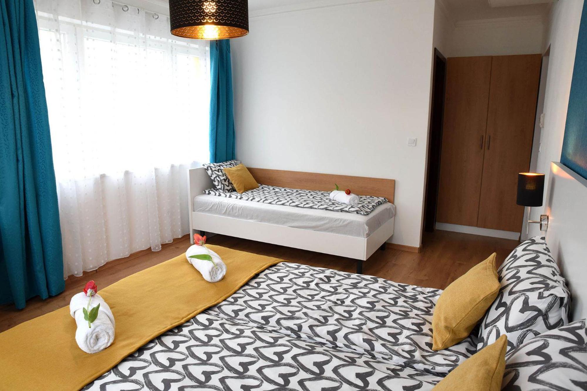 Vi-Li Panzio Bed & Breakfast Maklar Exterior photo